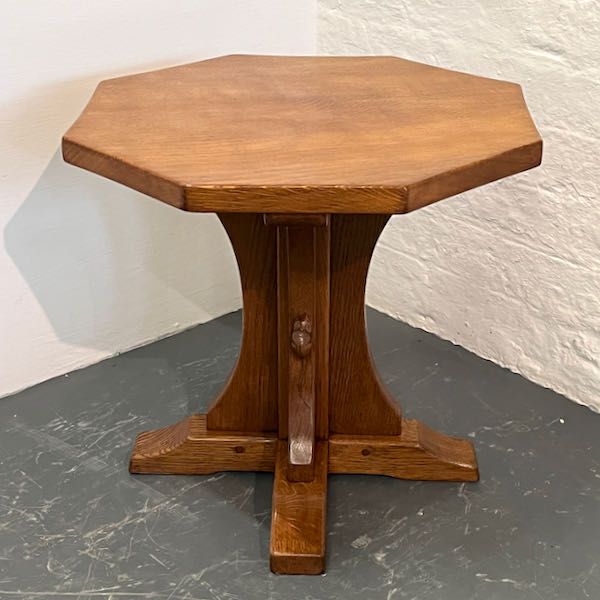 robert-mouseman-thompson-oak-coffee-table