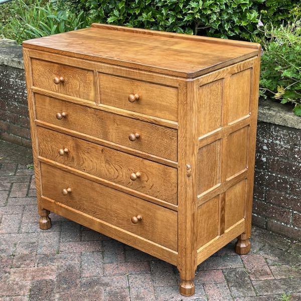 robert mouseman thompson oak chest of drawers