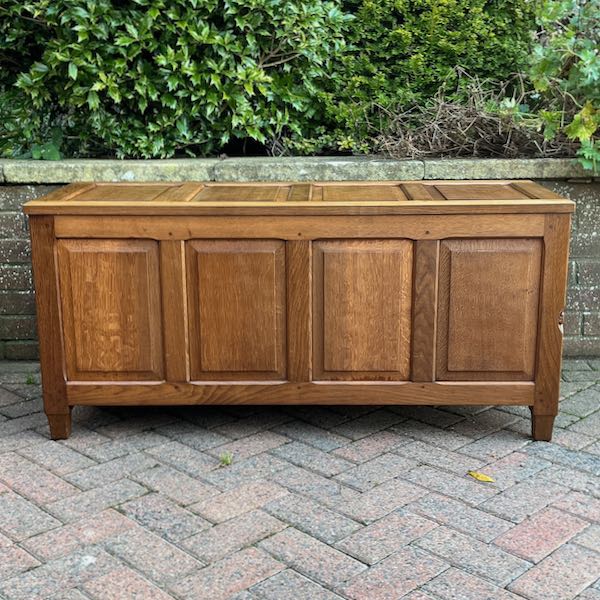 colin almack beaverman oak storage chest